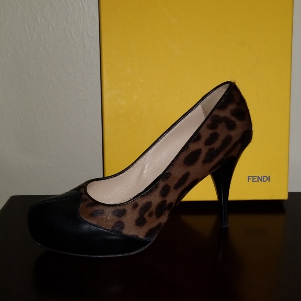 Authentic Fendi Nappa Leather Pumps